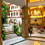 Hotel Encino