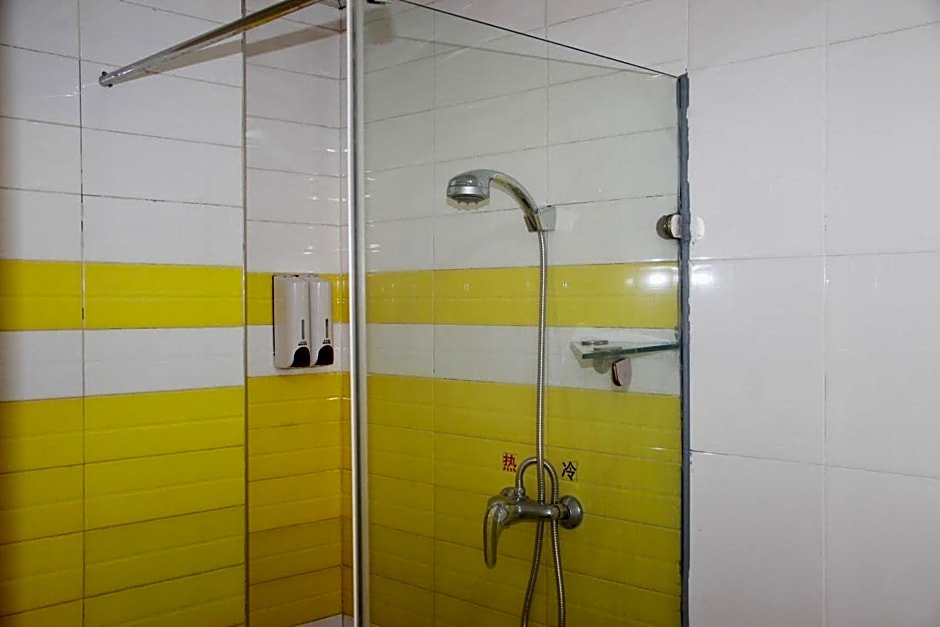 7Days Inn Chongqing Wanzhou Gaosuntang