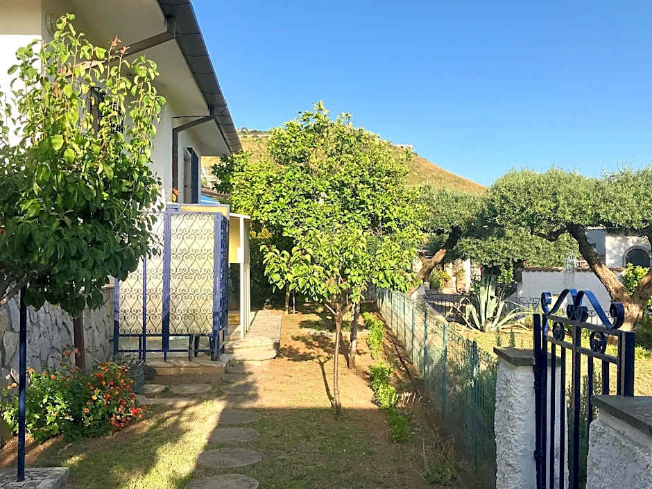 HIstoric Luxury Villa,sea view, private parking