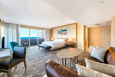 Premium Suite King Bed Ocean Front