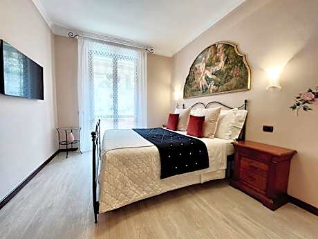 Double Room with Pool View