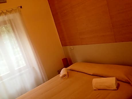 Economy Double or Twin Room