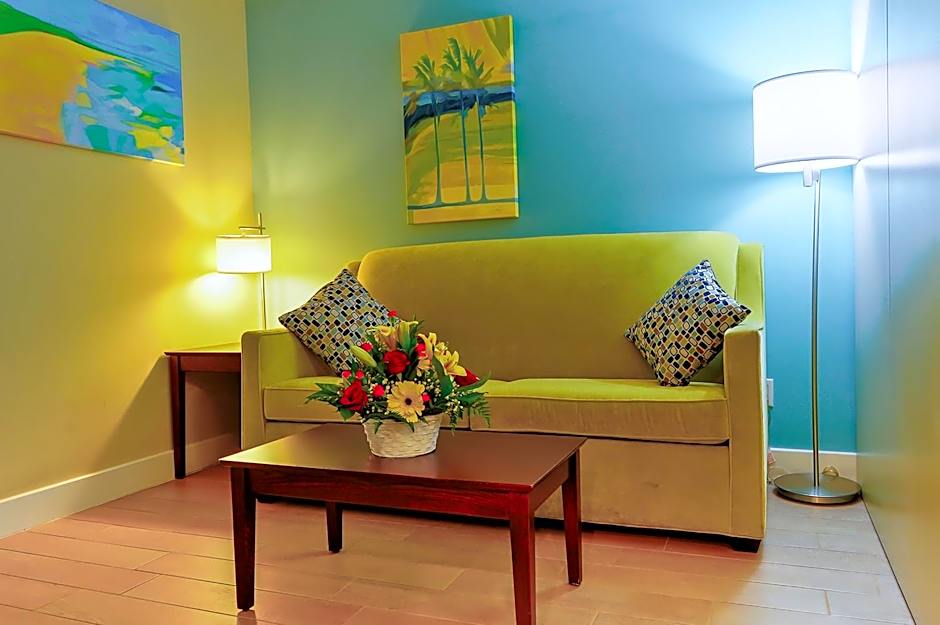 Silver Palms Inn