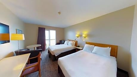 Double Room With Two Double Beds with Sea View