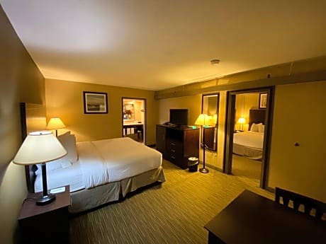 Two-Bedroom Suite - Non-Smoking