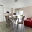 Yachting Residence - Private Dock, Lake Access & SPA