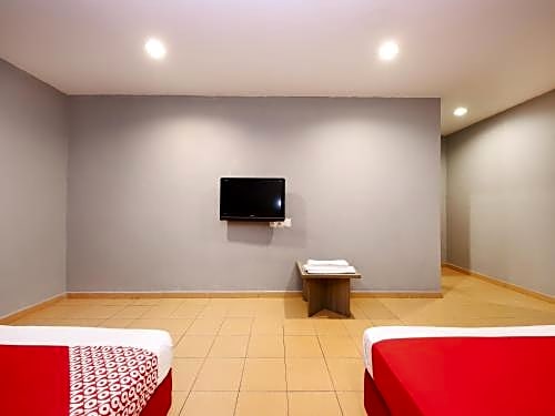 OYO 89676 Hotel 22