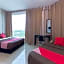 OYO 439 Night Queen Hotel
