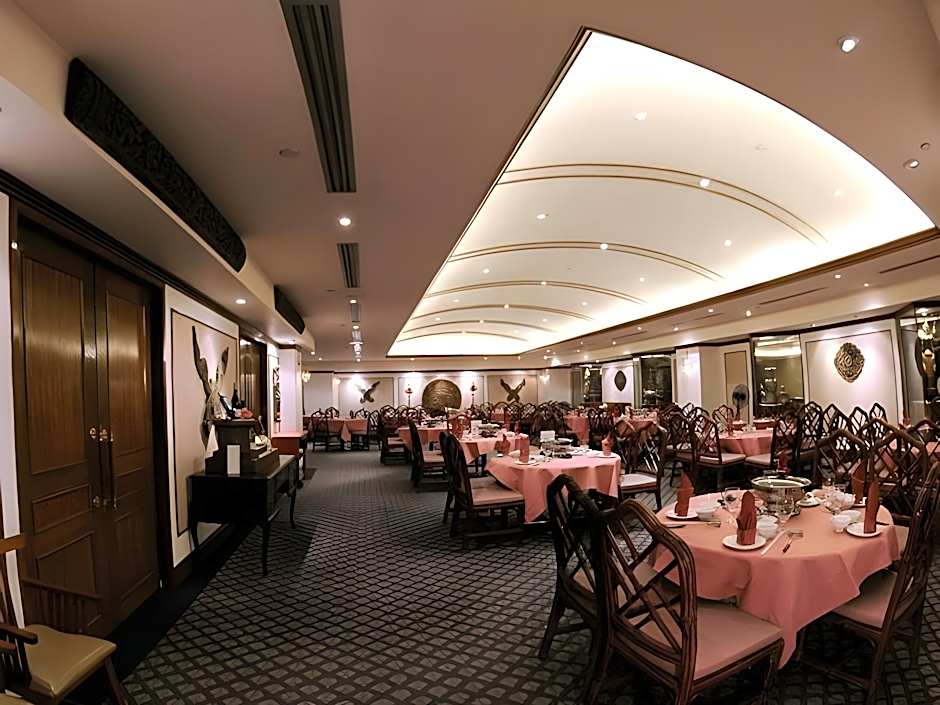 Puteri Wing - Riverside Majestic Hotel