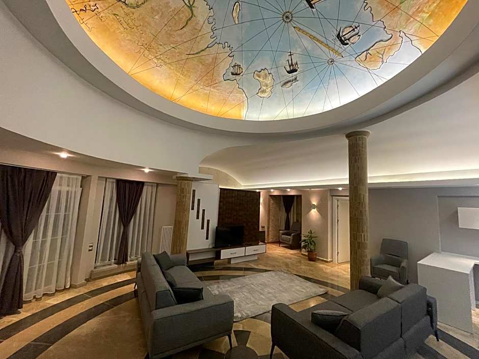 Blackmoon Villa Hotel 