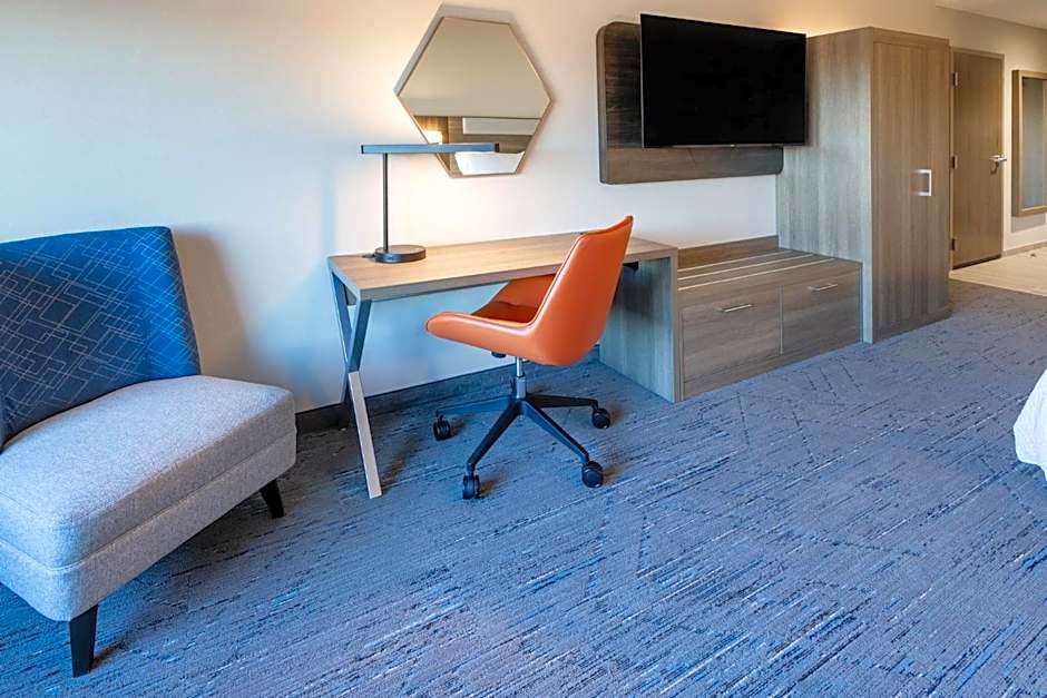 Holiday Inn Express & Suites Benson By IHG