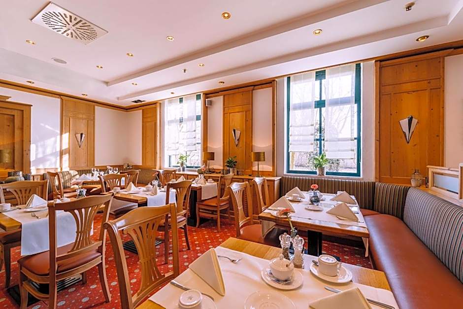 Atomis Hotel Munich Airport by Mercure