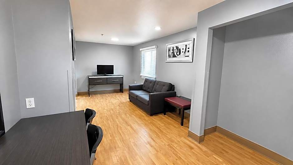 Welcome Suites Hazelwood Extended Stay Hotel