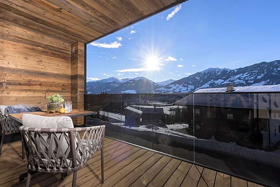 Seven Reasons / Panorama View