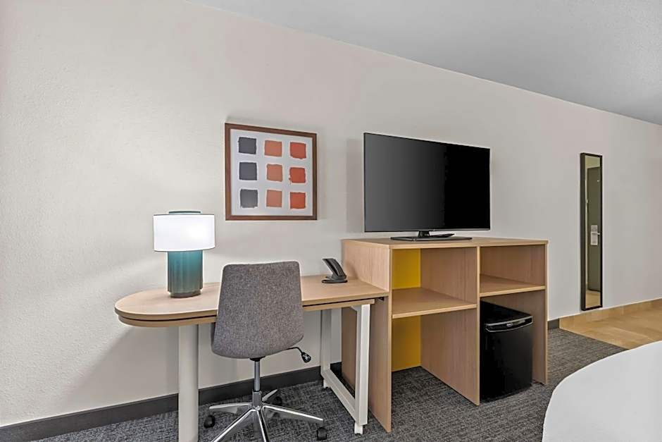 Spark by Hilton Bensalem Philadelphia