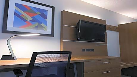 King Suite with Sofa Bed