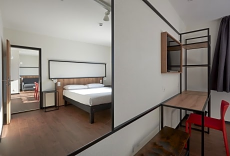 Room for 1 to 2 people