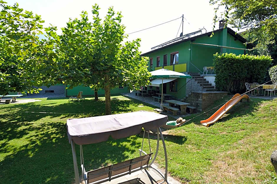 Bamboohouse Motel Riazzino