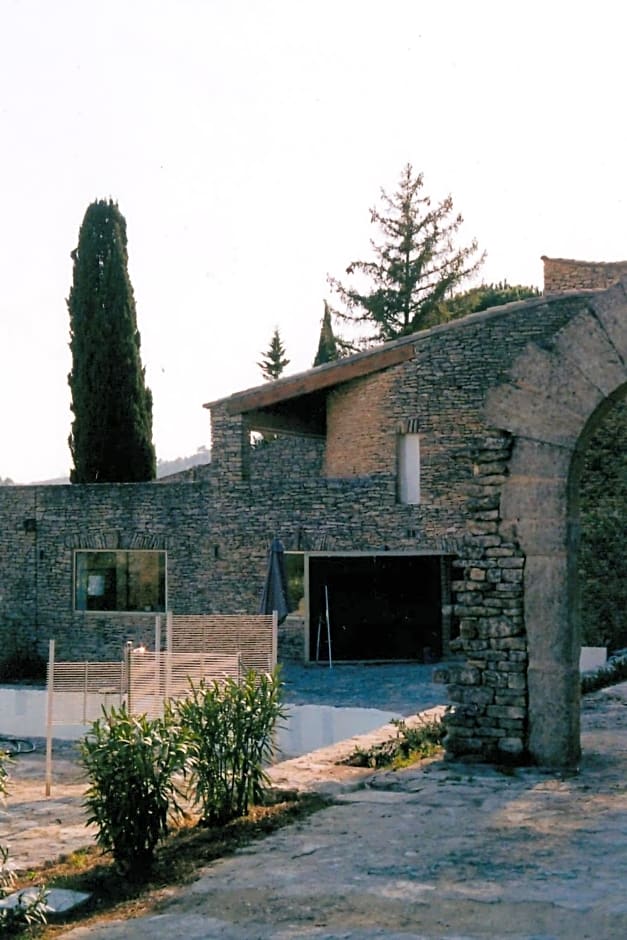 Les Milles Roches – Gordes, UT