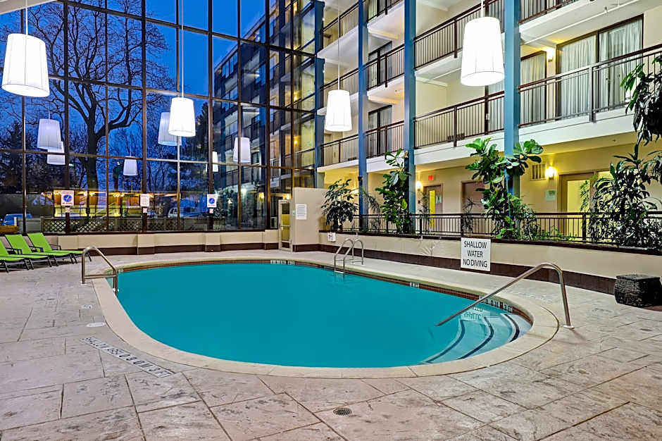 Holiday Inn Guelph Hotel & Conference Centre