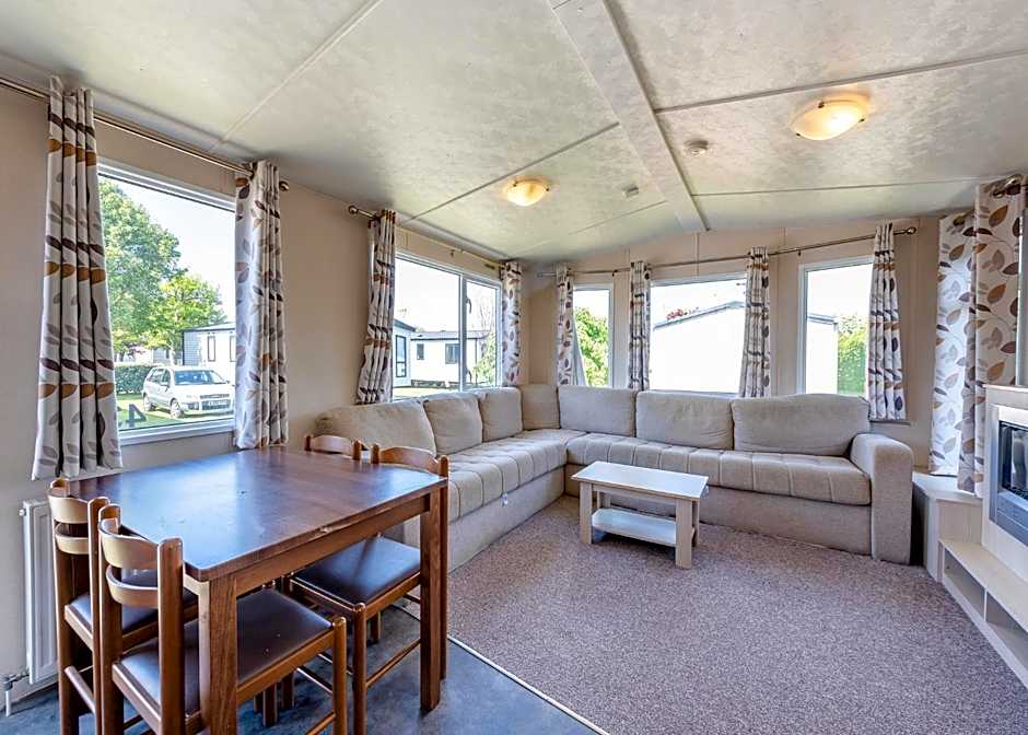 Riverside Caravan Holiday Park