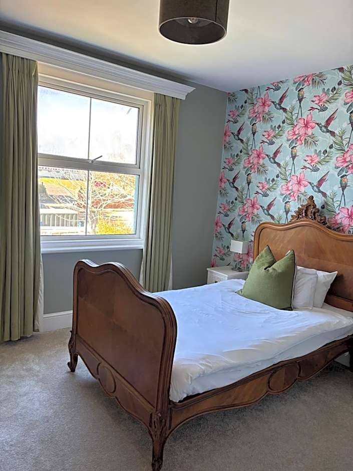 Keats Green Hotel