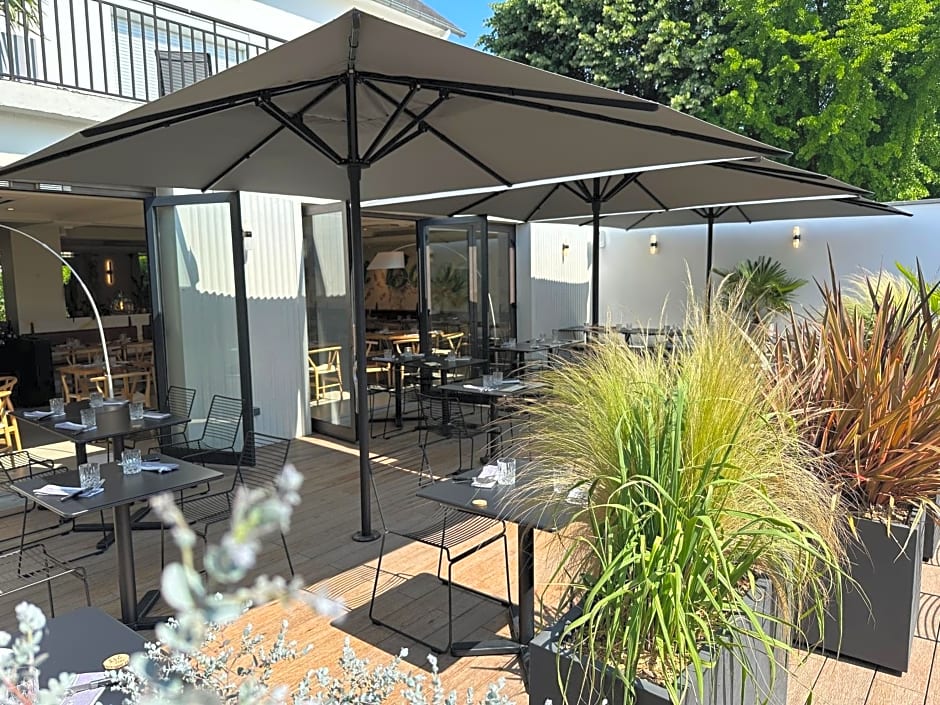 Logis Hôtel & Restaurant Le Vert Bocage