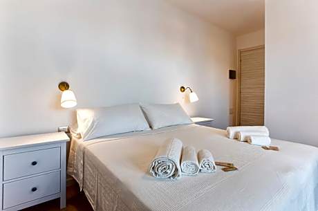 Deluxe Double or Twin Room with Balcony