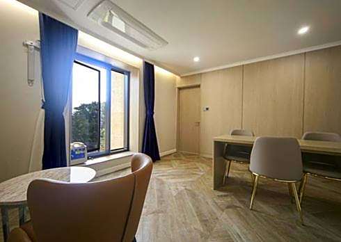 H Avenue Hotel Hwamyeong-dong