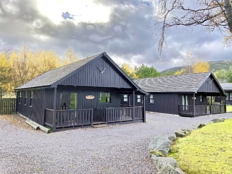 Braemar Lodge Cabins