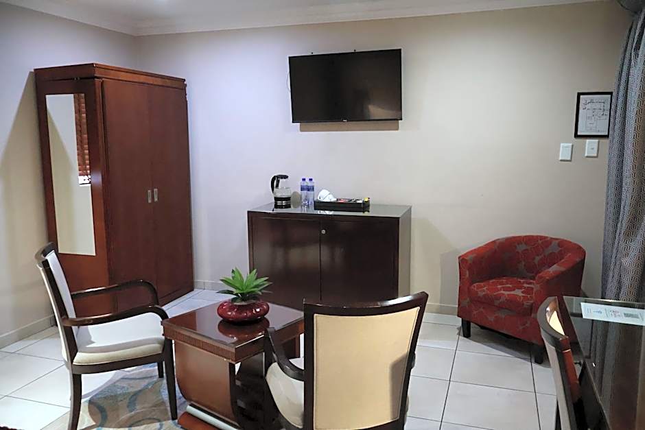 Lakeview Boutique Hotel & Conference Center