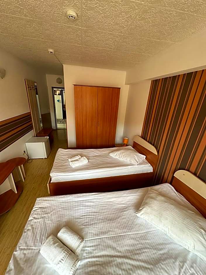 restaurant motel dolorean