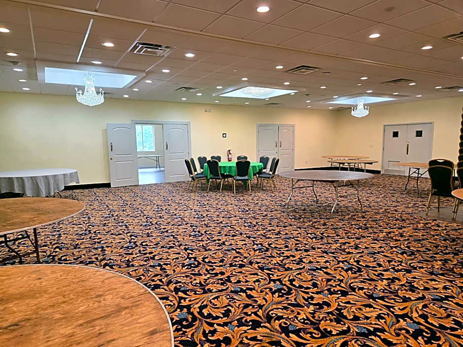 La Quinta Inn by Wyndham West Long Branch/NJ Shore Area