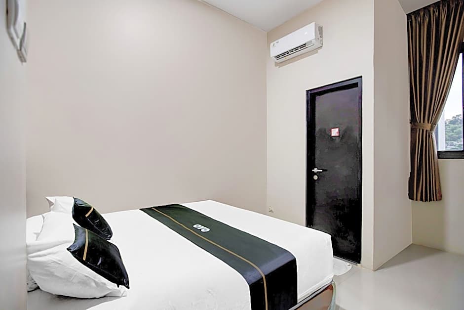 Hotel O Balikpapan near Siloam Hospital formerly Syafla Guest House