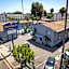 Hollywood City Inn