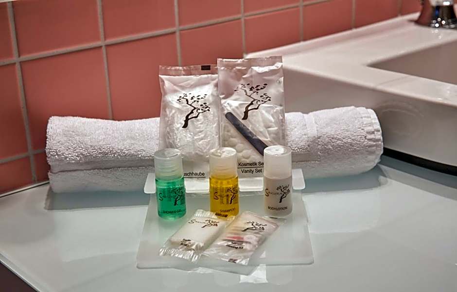 Bernstein Hotel "50`s Seaside Motel"