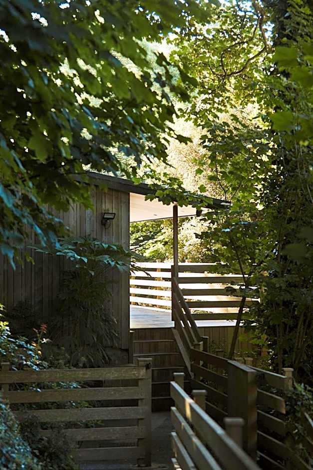 Fermain Valley Hotel