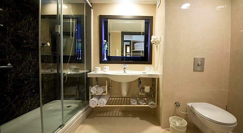 Limak Atlantis Deluxe Hotel-2 Children Free up to Age 14