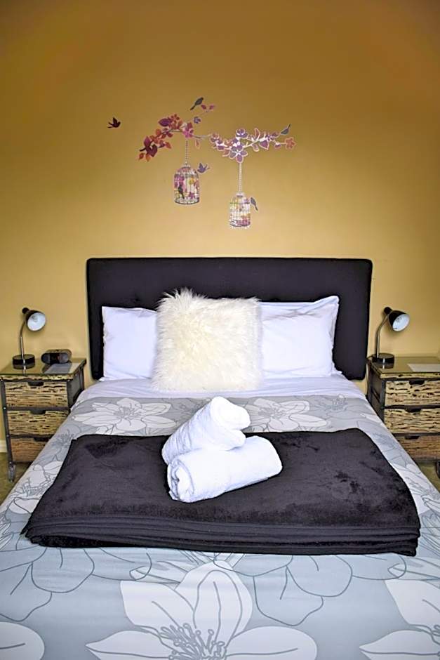 The Prince Albert Backpackers & Bar