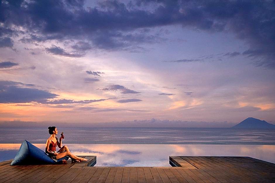 Four Points by Sheraton Manado