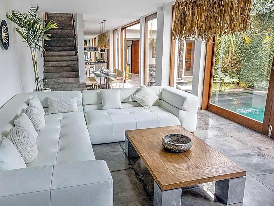 AB Apartment Seminyak