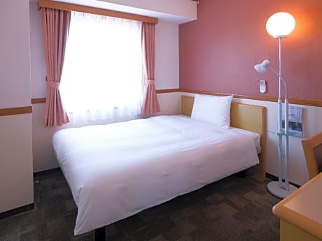 Single Room - Non-Smoking