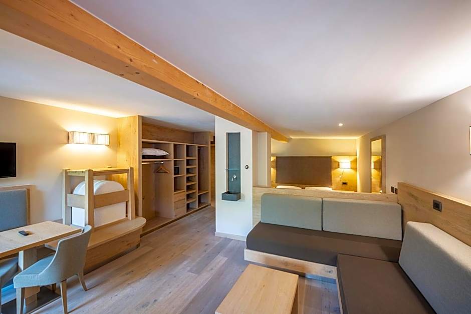 Design & Suite Hotel Ciarnadoi