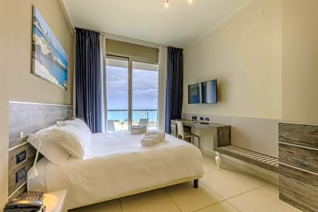 Superior Double or Twin Room with Sea View