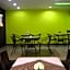 The Impress Khonkaen Hotel