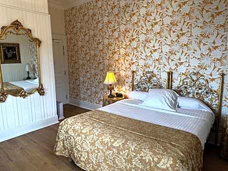 Standard Double/Twin Room