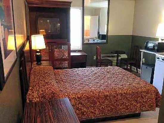 New Sea Breeze Motel