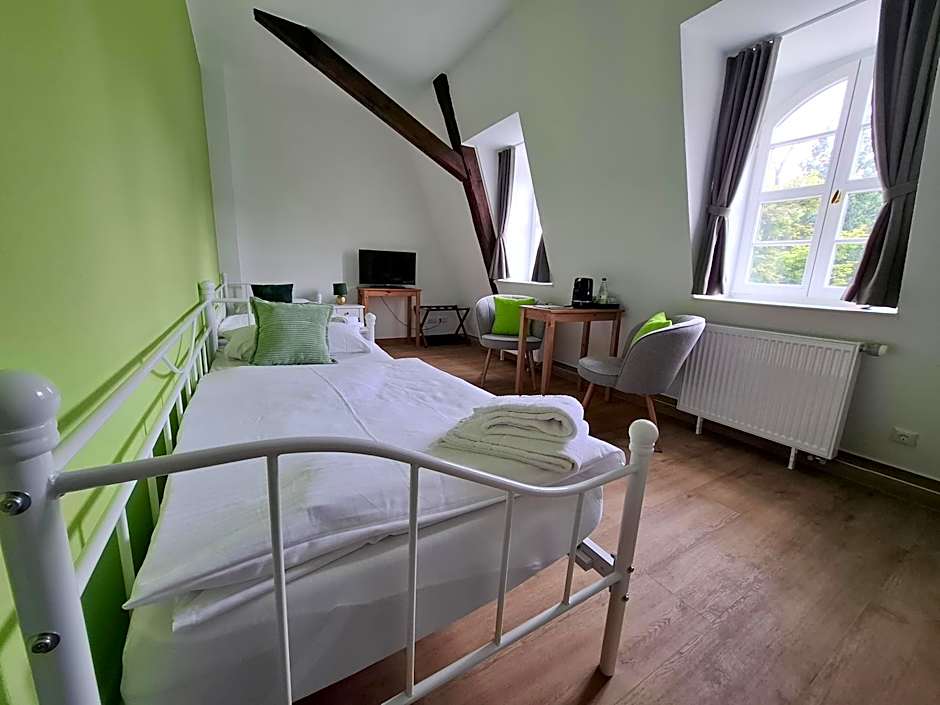Lindenhof, Gästehaus an der Teufelsmauer