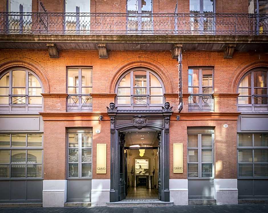 Le Grand Balcon Hotel