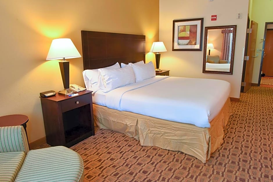 Holiday Inn Express Boonville